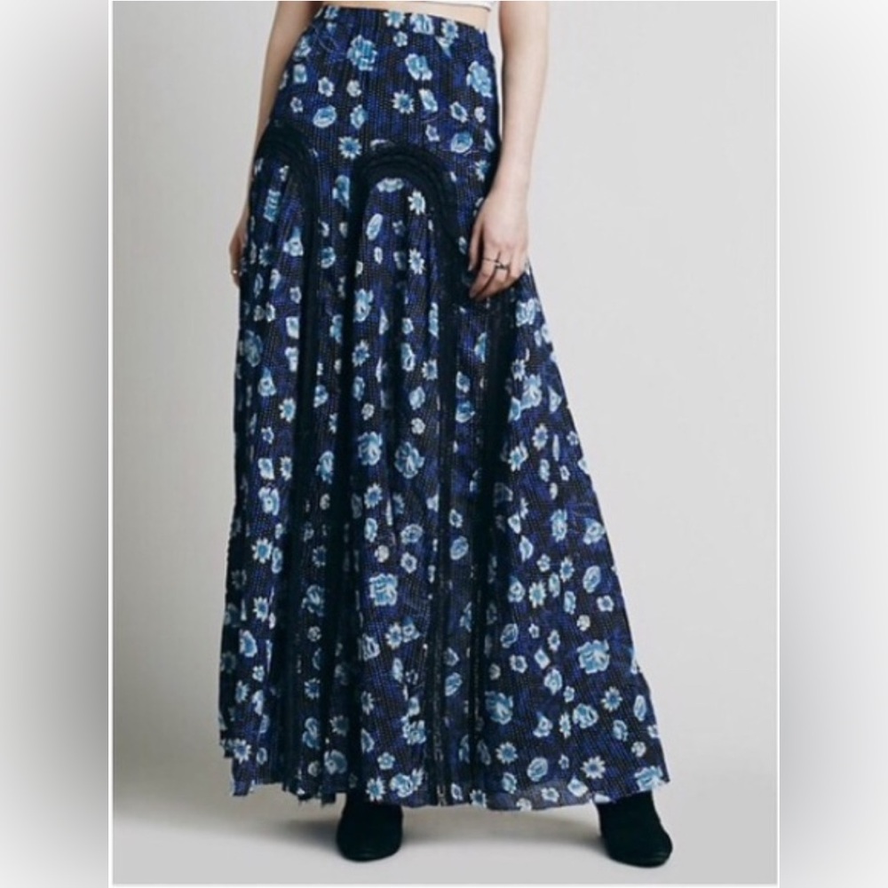 Free people blue floral Maxi skirt - Picture 2 of 3